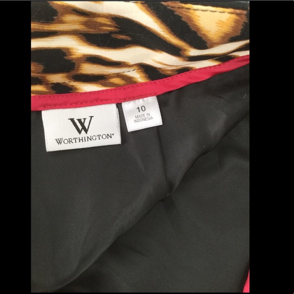 Worthington Size 10 Leopard Print Mini Skirt - Picture 8 of 8